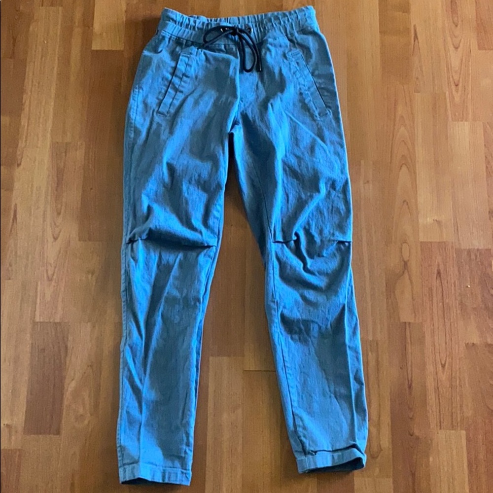ESNTLS LIGHT BLUE CHINOS